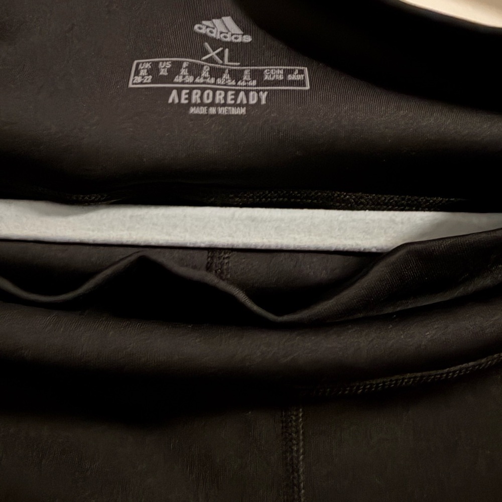 Women’s Adidas Leggings XL - Picture 4 of 4